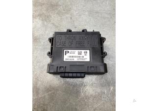 Gebruikte Gateway module Dacia Jogger 1.6 Hybrid 140 16V Prijs € 50,00 Margeregeling aangeboden door Gebr Opdam B.V.