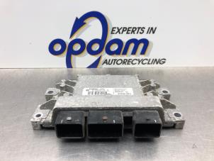Gebruikte Computer Motormanagement Renault Clio III (BR/CR) 1.2 16V 75 Prijs € 100,00 Margeregeling aangeboden door Gebr Opdam B.V.
