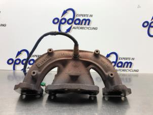 Gebruikte Uitlaatspruitstuk Peugeot 1007 (KM) 1.6 GTI,Gentry 16V Prijs € 75,00 Margeregeling aangeboden door Gebr Opdam B.V.