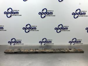 Gebruikte Radiateurbalk Ford Galaxy (WA6) 1.6 EcoBoost 16V Prijs € 50,00 Margeregeling aangeboden door Gebr Opdam B.V.