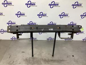 Gebruikte Bumperframe voor Ford Transit 2.2 TDCi 16V Prijs € 75,00 Margeregeling aangeboden door Gebr Opdam B.V.