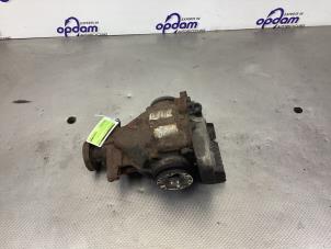 Gebruikte Differentieel achter BMW 7 serie (E65/E66/E67) 735i,Li 3.6 V8 32V Prijs € 250,00 Margeregeling aangeboden door Gebr Opdam B.V.