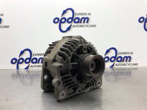 Gebruikte Alternator Volkswagen Golf III Cabrio Restyling (1E7) 1.6 Prijs € 75,00 Margeregeling aangeboden door Gebr Opdam B.V.