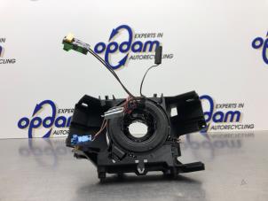 Gebruikte Airbagring Renault Clio III (BR/CR) 1.4 16V Prijs € 50,00 Margeregeling aangeboden door Gebr Opdam B.V.