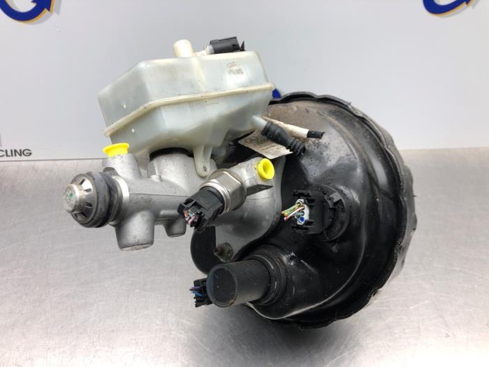 Rembekrachtiger van een Mercedes-Benz C Sportcoupé (C203) 2.3 C-230K 16V 2002