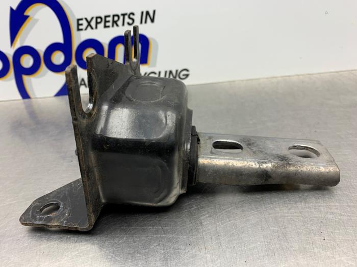 Gebruikte Versnellingsbak Steun Dacia Sandero II 0.9 TCE 12V Prijs € 30,00 Margeregeling aangeboden door Gebr Opdam B.V.
