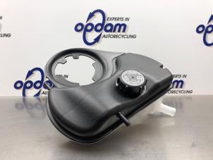 Nieuwe Koelvloeistof Reservoir Jaguar X-Type Prijs € 60,44 Inclusief btw aangeboden door Gebr Opdam B.V.