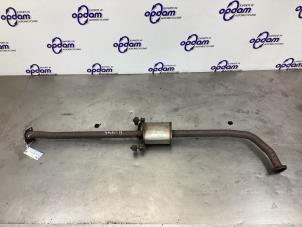 Gebruikte Uitlaat Middendemper Hyundai i30 (FD) 1.6 CVVT 16V Prijs € 45,00 Margeregeling aangeboden door Gebr Opdam B.V.