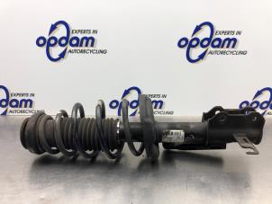 Gebruikte Mac Phersonpoot links-voor Opel Astra J (PC6/PD6/PE6/PF6) 1.4 Turbo 16V Prijs € 60,00 Margeregeling aangeboden door Gebr Opdam B.V.