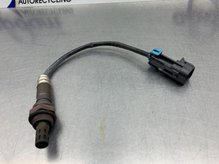 Gebruikte Lambda Sonde Opel Vectra C 2.2 16V Prijs € 25,00 Margeregeling aangeboden door Gebr Opdam B.V.