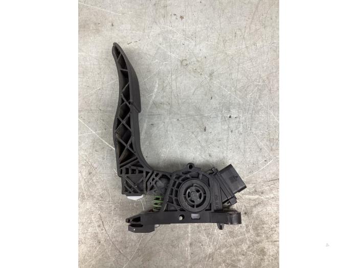 Gebruikte Gaspedaalpositie Sensor Mercedes Sprinter 3,5t (907.6/910.6) 316 CDI 2.1 D RWD Prijs € 90,75 Inclusief btw aangeboden door Gebr Opdam B.V.