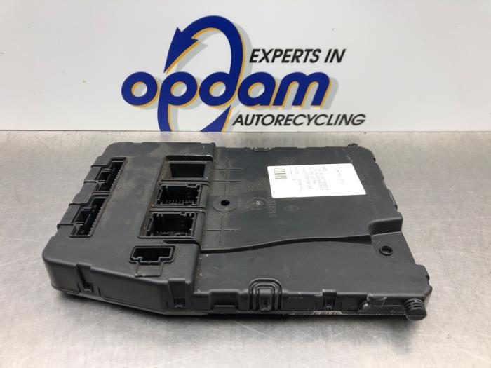 Gebruikte Module Bodycontrol Renault Megane II (BM/CM) 1.6 16V Prijs € 100,00 Margeregeling aangeboden door Gebr Opdam B.V.