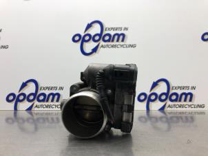 Gebruikte Gasklephuis Volkswagen Passat Variant (3B6) 1.8 Turbo 20V Prijs € 60,00 Margeregeling aangeboden door Gebr Opdam B.V.