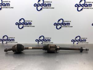 Gebruikte Steekas rechts-voor Fiat Fiorino (225) 1.3 JTD 16V Multijet Prijs € 75,00 Margeregeling aangeboden door Gebr Opdam B.V.