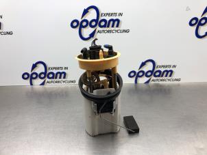 Gebruikte Tank element Pomp Volkswagen Polo V (6R) 1.2 TDI 12V BlueMotion Prijs € 75,00 Margeregeling aangeboden door Gebr Opdam B.V.