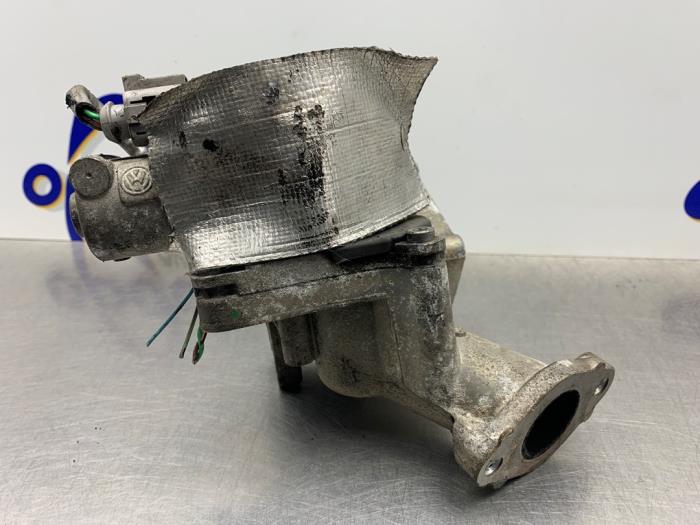 Gebruikte Uitlaat gasklep (EGR) Volkswagen Caddy III (2KA,2KH,2CA,2CH) 1.9 TDI Prijs € 35,00 Margeregeling aangeboden door Gebr Opdam B.V.