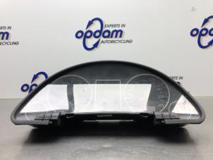 Gebruikte Tellerklok Audi A4 Avant (B7) 2.0 20V Prijs € 200,00 Margeregeling aangeboden door Gebr Opdam B.V.