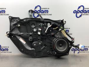 Gebruikte Raammechaniek 4Deurs links-voor Mazda CX-3 (DJ/DK) 2.0 SkyActiv-G 120 Prijs € 75,00 Margeregeling aangeboden door Gebr Opdam B.V.