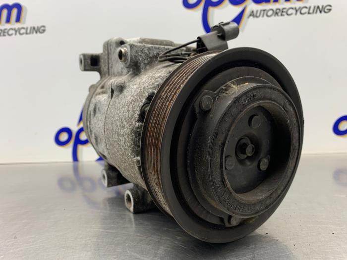 Gebruikte Aircopomp Hyundai i30 (FD) 1.6 CVVT 16V Prijs € 50,00 Margeregeling aangeboden door Gebr Opdam B.V.