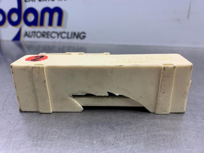 Gebruikte Module (diversen) Kia Carens III (FG) 2.0i CVVT 16V Prijs € 25,00 Margeregeling aangeboden door Gebr Opdam B.V.