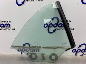 Gebruikte Ruit 2Deurs rechts-achter BMW 1 serie (E88) 120i 16V Prijs € 50,00 Margeregeling aangeboden door Gebr Opdam B.V.