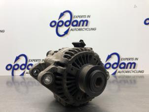 Gebruikte Dynamo Kia Carens III (FG) 2.0i CVVT 16V Prijs € 75,00 Margeregeling aangeboden door Gebr Opdam B.V.