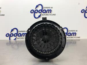 Gebruikte Luidspreker Peugeot 208 I (CA/CC/CK/CL) 1.2 Vti 12V PureTech 82 Prijs € 25,00 Margeregeling aangeboden door Gebr Opdam B.V.