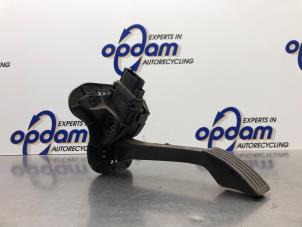 Gebruikte Gaspedaal Ford Transit 2.2 TDCi 16V Prijs € 50,00 Margeregeling aangeboden door Gebr Opdam B.V.