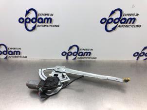 Gebruikte Ruitmechaniek 2Deurs rechts-voor Ford Transit 2.2 TDCi 16V Prijs € 60,00 Margeregeling aangeboden door Gebr Opdam B.V.