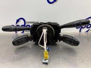 Gebruikte Combischakelaar Stuurkolom Peugeot 307 (3A/C/D) 1.6 16V Prijs € 125,00 Margeregeling aangeboden door Gebr Opdam B.V.