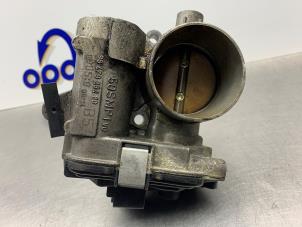 Gebruikte Gasklephuis Citroen C4 Berline (LC) 1.4 16V Prijs € 75,00 Margeregeling aangeboden door Gebr Opdam B.V.