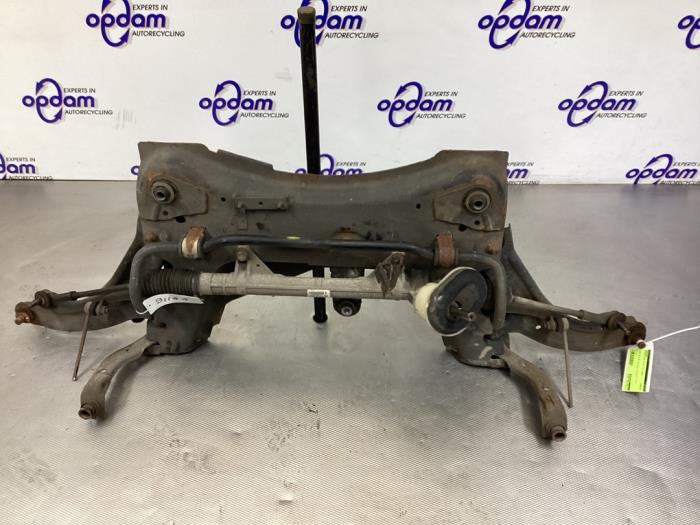 Gebruikte Subframe Nissan Micra C+C (K12) 1.6 16V Prijs € 99,00 Margeregeling aangeboden door Gebr Opdam B.V.