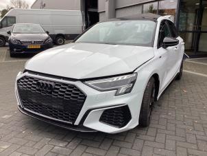 Gebruikte Automaatbak Audi A3 Sportback (8YA) 1.0 30 TFSI 12V Mild hybrid Prijs € 2.250,00 Margeregeling aangeboden door Gebr Opdam B.V.