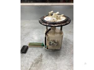 Gebruikte Tank element Pomp Ssang Yong Rexton 2.7 Xdi RX270 XVT 16V Prijs € 100,00 Margeregeling aangeboden door Gebr Opdam B.V.
