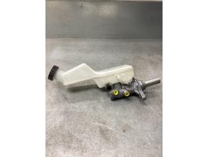 Gebruikte Hoofdremcilinder Ford EcoSport (JK8) 1.0 EcoBoost 12V 125 Prijs € 50,00 Margeregeling aangeboden door Gebr Opdam B.V.