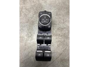 Gebruikte Raam schakelaar elektrisch Ford EcoSport (JK8) 1.0 EcoBoost 12V 125 Prijs € 35,00 Margeregeling aangeboden door Gebr Opdam B.V.