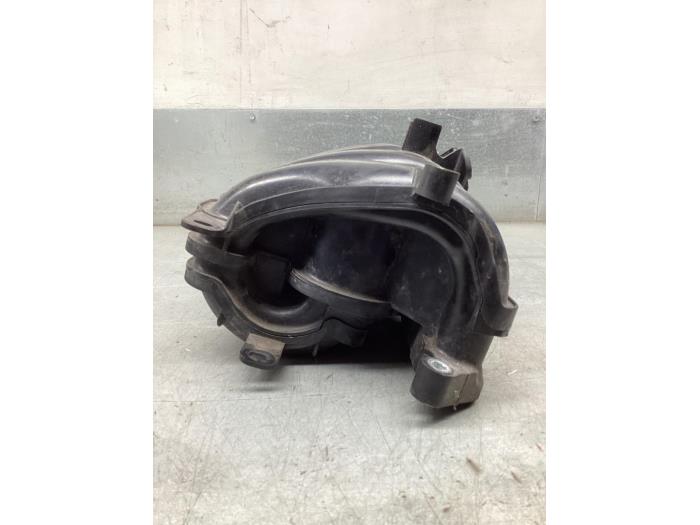 Inlaatspruitstuk van een Toyota Yaris II (P9) 1.33 16V Dual VVT-I 2013