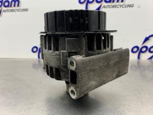 Gebruikte Dynamo Mercedes A (W168) 1.6 A-160 Prijs € 50,00 Margeregeling aangeboden door Gebr Opdam B.V.