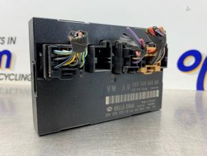 Gebruikte Comfort Module Volkswagen Jetta III (1K2) 1.6 Prijs € 75,00 Margeregeling aangeboden door Gebr Opdam B.V.