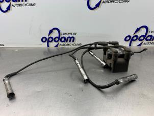 Gebruikte Bobine Volkswagen Jetta III (1K2) 1.6 Prijs € 40,00 Margeregeling aangeboden door Gebr Opdam B.V.