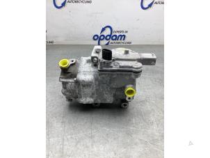 Gebruikte Aircopomp Toyota Yaris III (P13) 1.5 16V Hybrid Prijs € 150,00 Margeregeling aangeboden door Gebr Opdam B.V.