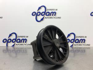 Gebruikte Servopomp Volvo V40 (VW) 1.6 16V Prijs € 75,00 Margeregeling aangeboden door Gebr Opdam B.V.