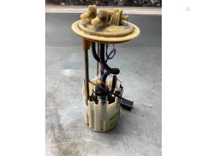 Gebruikte Tank element Pomp Volkswagen Crafter 2.0 TDI 16V Prijs € 72,60 Inclusief btw aangeboden door Gebr Opdam B.V.