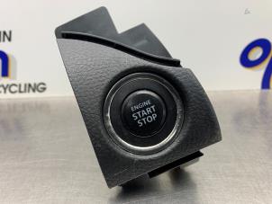 Gebruikte Start/Stop schakelaar Suzuki Swift (ZA/ZC/ZD) 1.6 Sport VVT 16V Prijs € 20,00 Margeregeling aangeboden door Gebr Opdam B.V.