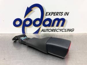 Gebruikte Veiligheidsgordel Insteek rechts-achter Suzuki Swift (ZA/ZC/ZD) 1.6 Sport VVT 16V Prijs € 25,00 Margeregeling aangeboden door Gebr Opdam B.V.