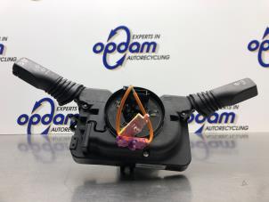 Gebruikte Combischakelaar Stuurkolom Opel Zafira (M75) 1.8 16V Ecotec Prijs € 70,00 Margeregeling aangeboden door Gebr Opdam B.V.