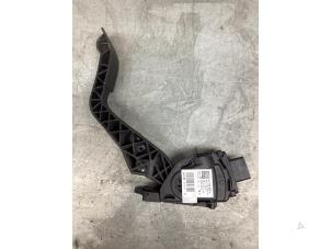 Gebruikte Gaspedaalpositie Sensor Peugeot 208 I (CA/CC/CK/CL) 1.2 Vti 12V PureTech 82 Prijs € 20,00 Margeregeling aangeboden door Gebr Opdam B.V.