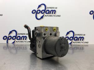 Gebruikte ABS Pomp Alfa Romeo GT (937) 2.0 JTS 16V Prijs € 100,00 Margeregeling aangeboden door Gebr Opdam B.V.