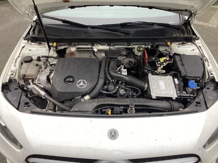 Gebruikte Motor Mercedes A (177.0) 1.3 A-160 Turbo 16V Prijs € 2.150,00 Margeregeling aangeboden door Gebr Opdam B.V.