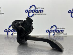 Gebruikte Gaspedaal Ford Transit 2.2 TDCi 16V Prijs € 50,00 Margeregeling aangeboden door Gebr Opdam B.V.